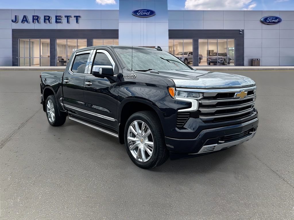 Used 2023 Chevrolet Silverado 1500 High Country w/ Technology Package AWD/4WD image 1