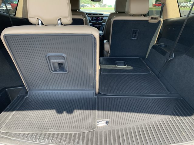 Used 2022 Cadillac XT6 Premium Luxury w/ Platinum Package AWD/4WD image 23