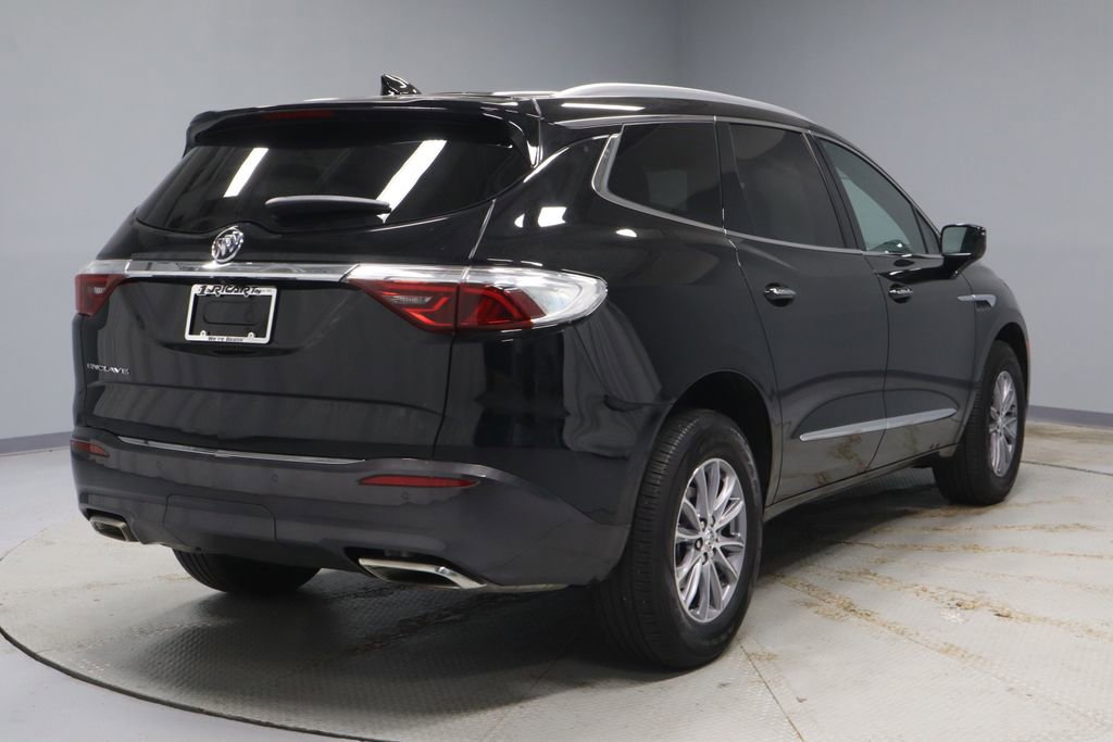 Used 2023 Buick Enclave Essence FWD image 11