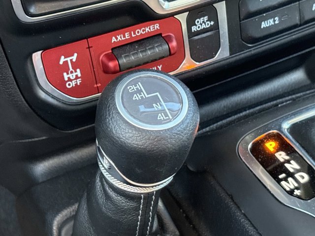Used 2024 Jeep Wrangler Unlimited Sport AWD/4WD image 34