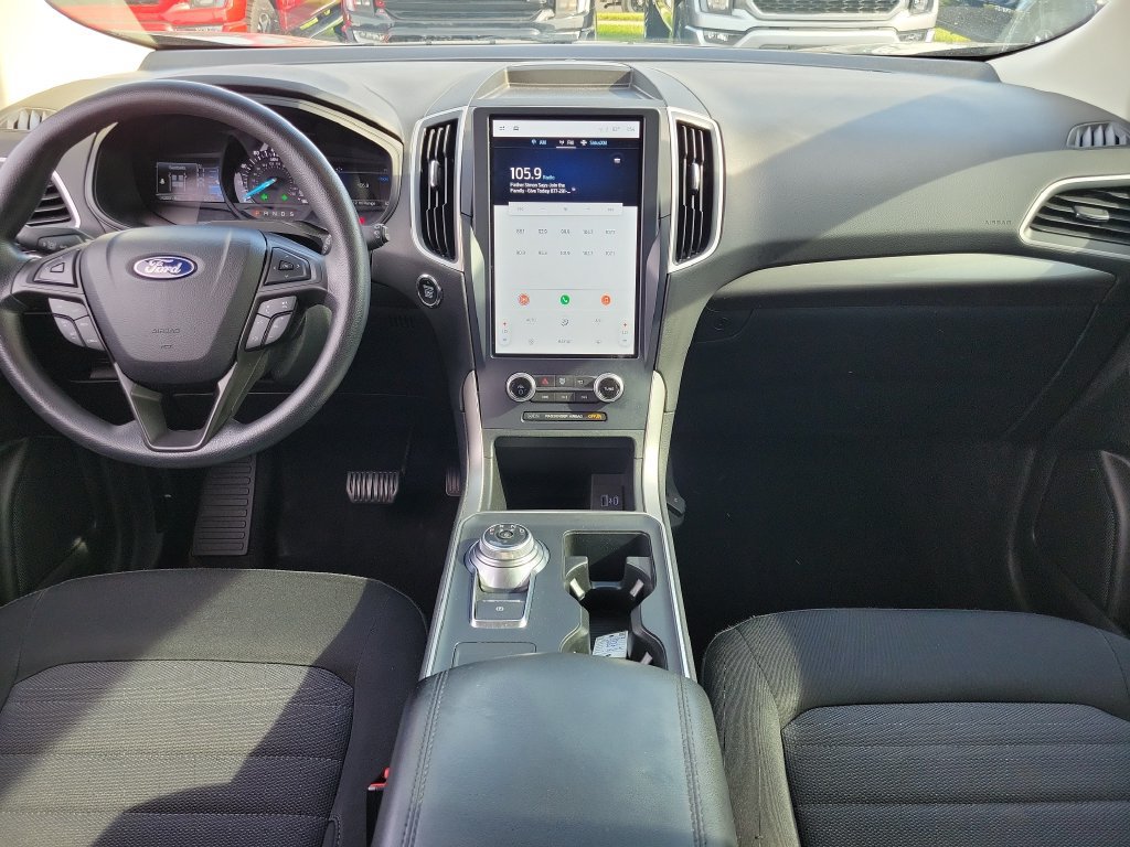 Certified 2022 Ford Edge SE w/ Black Appearance Package AWD/4WD image 12