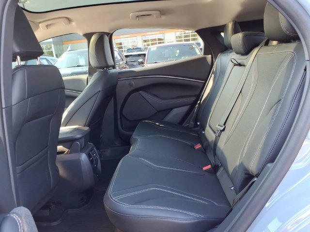 Certified 2024 Ford Mustang Mach-E Premium AWD/4WD image 8