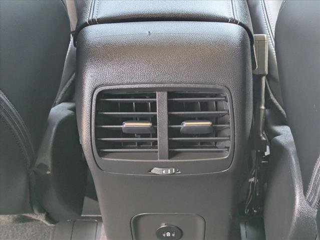 Certified 2023 Ford Escape SE FWD image 17