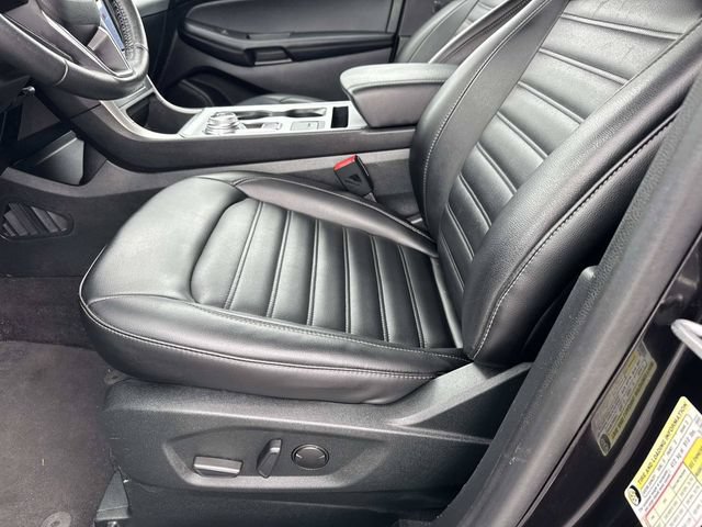 Certified 2022 Ford Edge SEL w/ Convenience Package AWD/4WD image 16
