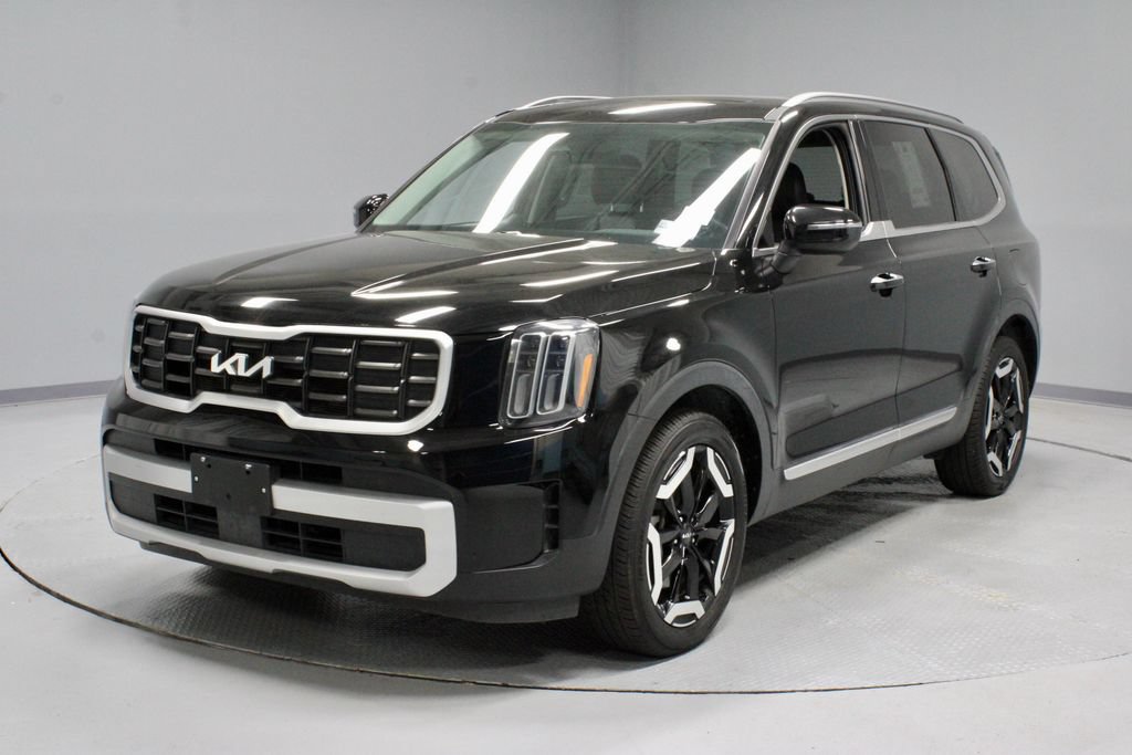 Used 2025 Kia Telluride S AWD/4WD image 9