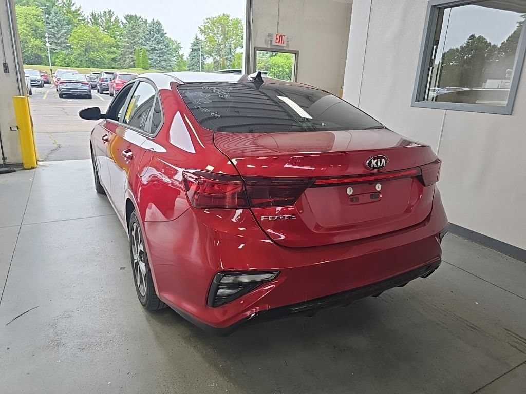 Used 2021 Kia Forte LXS FWD image 3