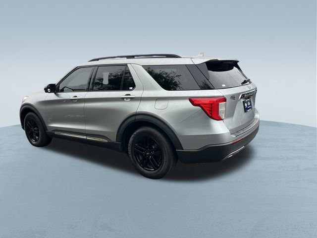 Certified 2020 Ford Explorer XLT w/ Equipment Group 202A RWD image 8
