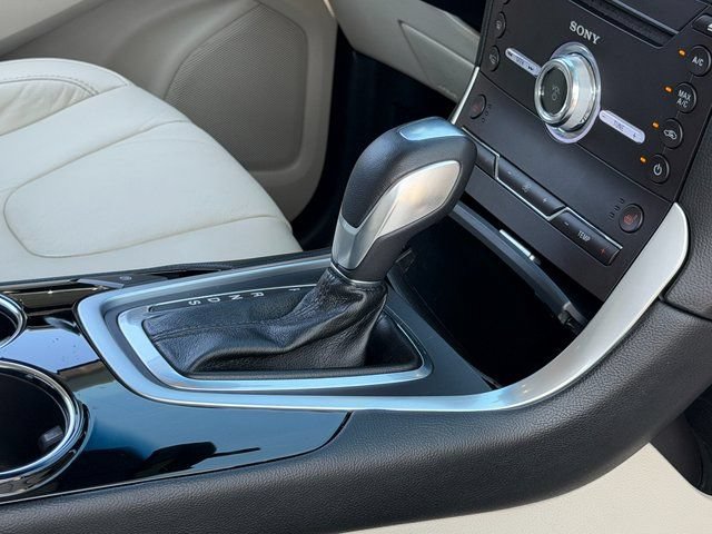 Certified 2018 Ford Edge Titanium w/ Technology Package FWD image 36