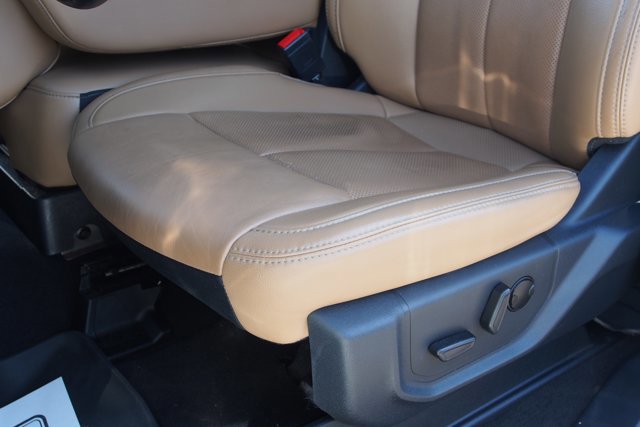 Certified 2022 Ford F250 Lariat w/ Lariat Ultimate Package image 18
