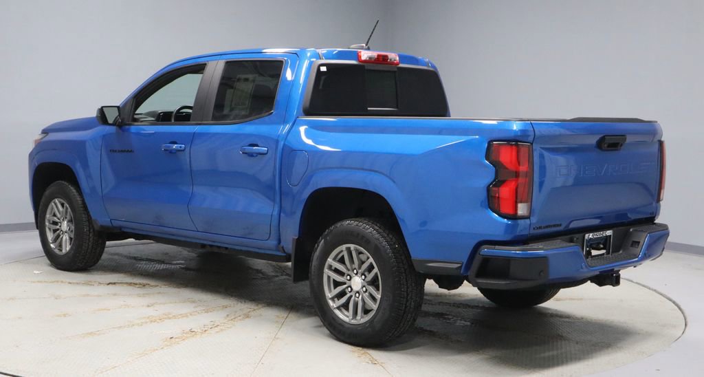 Used 2024 Chevrolet Colorado LT w/ LT Convenience Package III RWD image 6