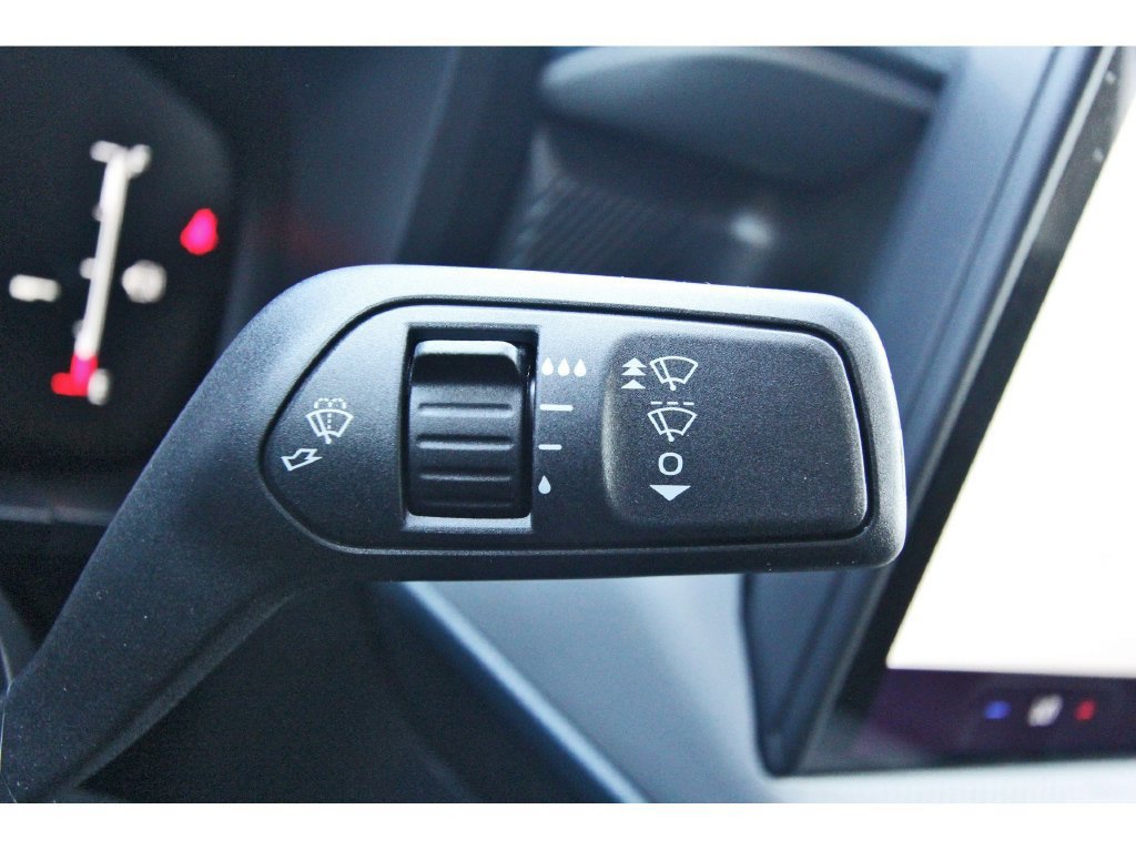 Certified 2026 Ford Maverick XL AWD/4WD image 18