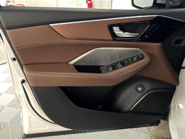 Used 2022 Acura MDX SH-AWD w/ Technology Package image 11