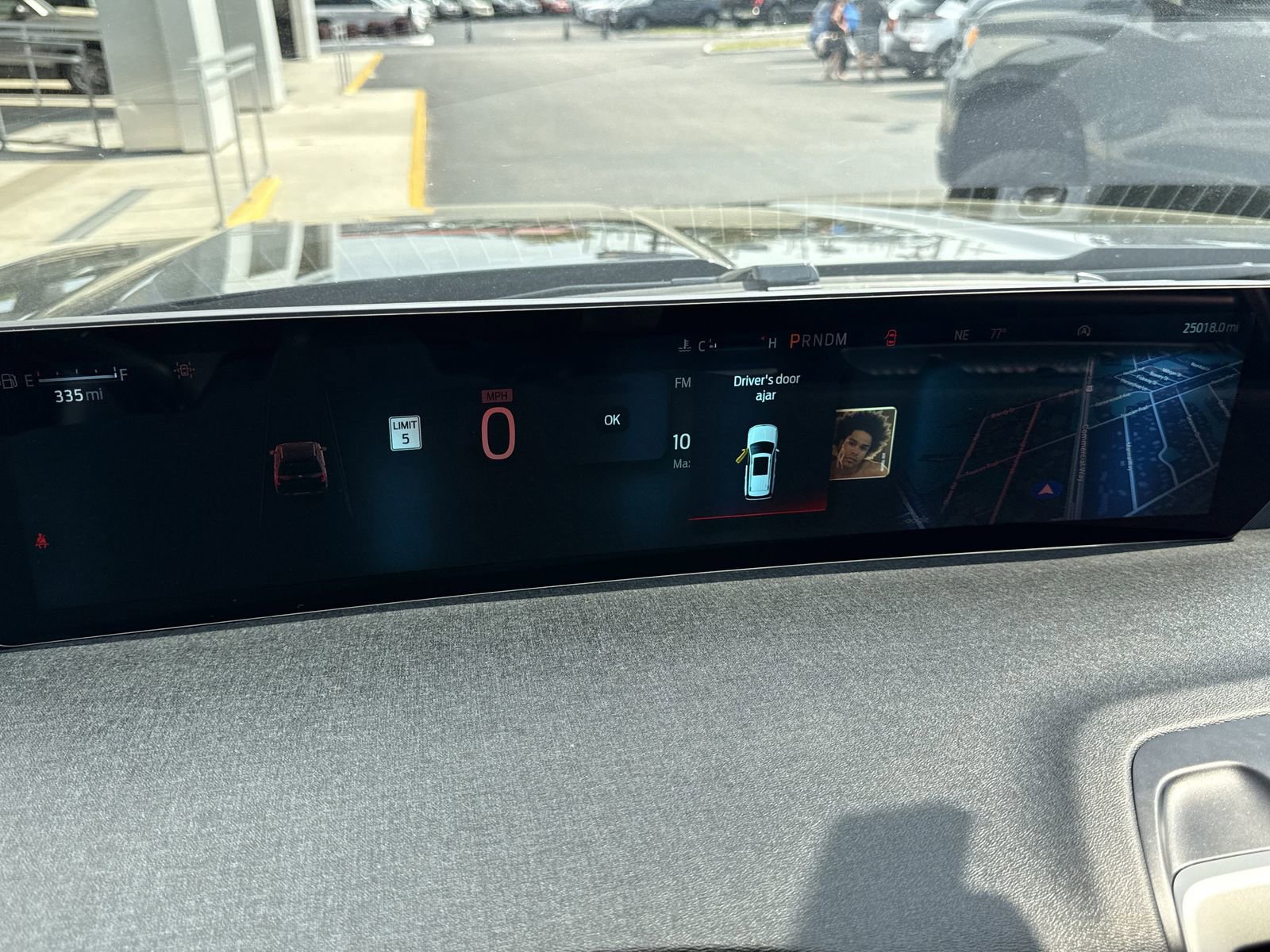 Certified 2025 Ford Expedition Active image 31