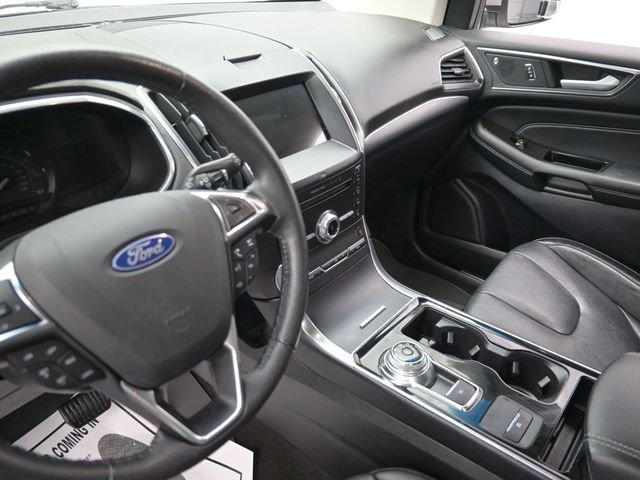 Certified 2019 Ford Edge Titanium image 24