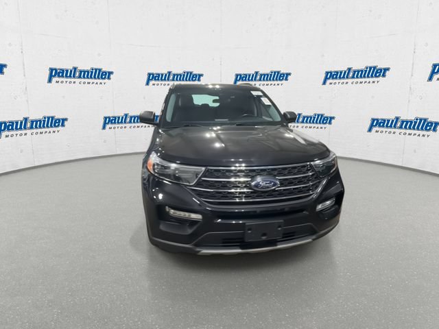 Certified 2024 Ford Explorer XLT w/ Equipment Group 202A AWD/4WD image 3
