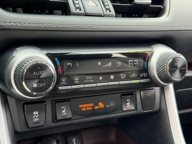 Used 2020 Toyota RAV4 Limited w/ All Weather Liner Package AWD/4WD image 25