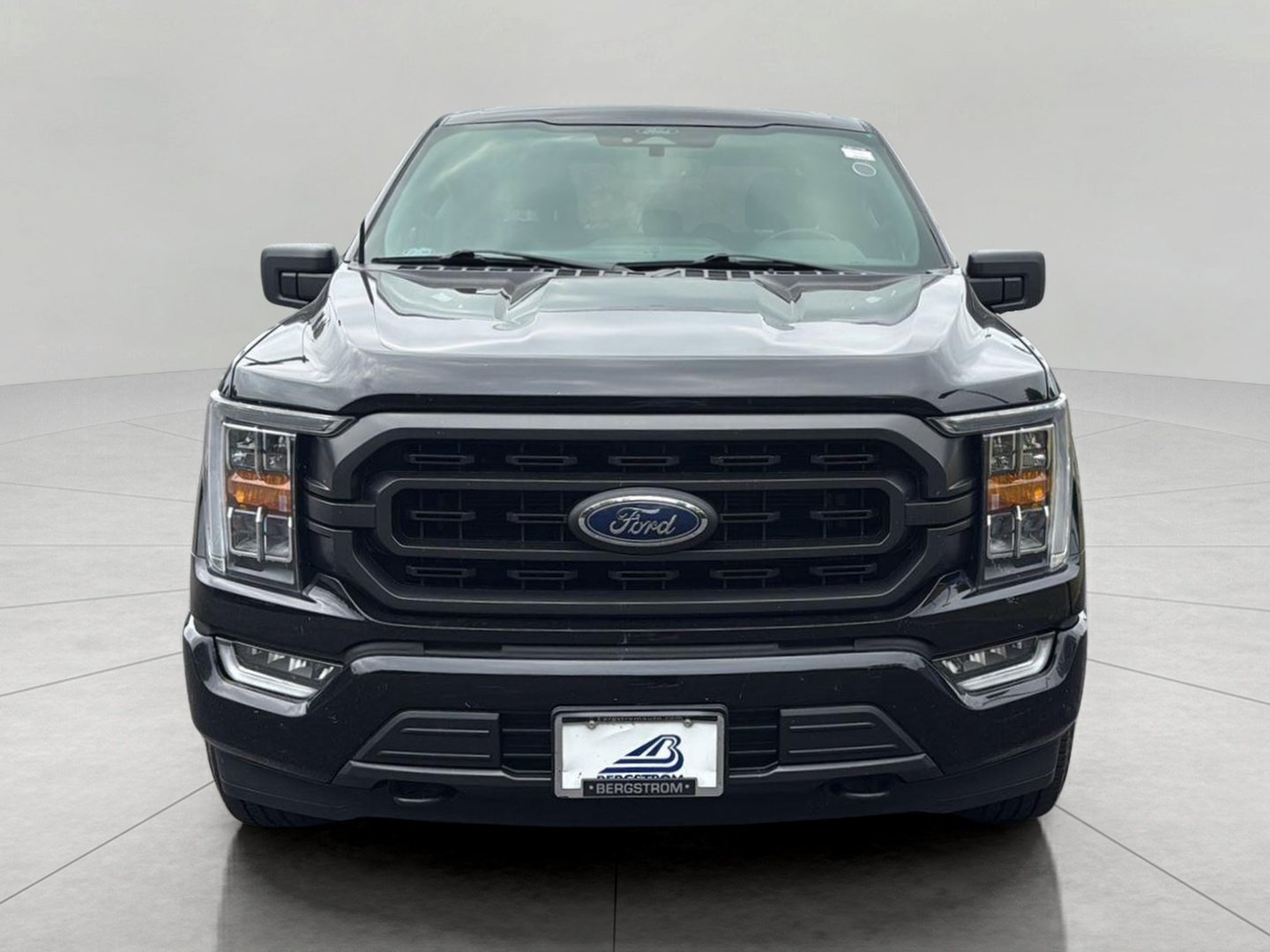 Certified 2022 Ford F150 XLT w/ Equipment Group 302A High AWD/4WD image 6