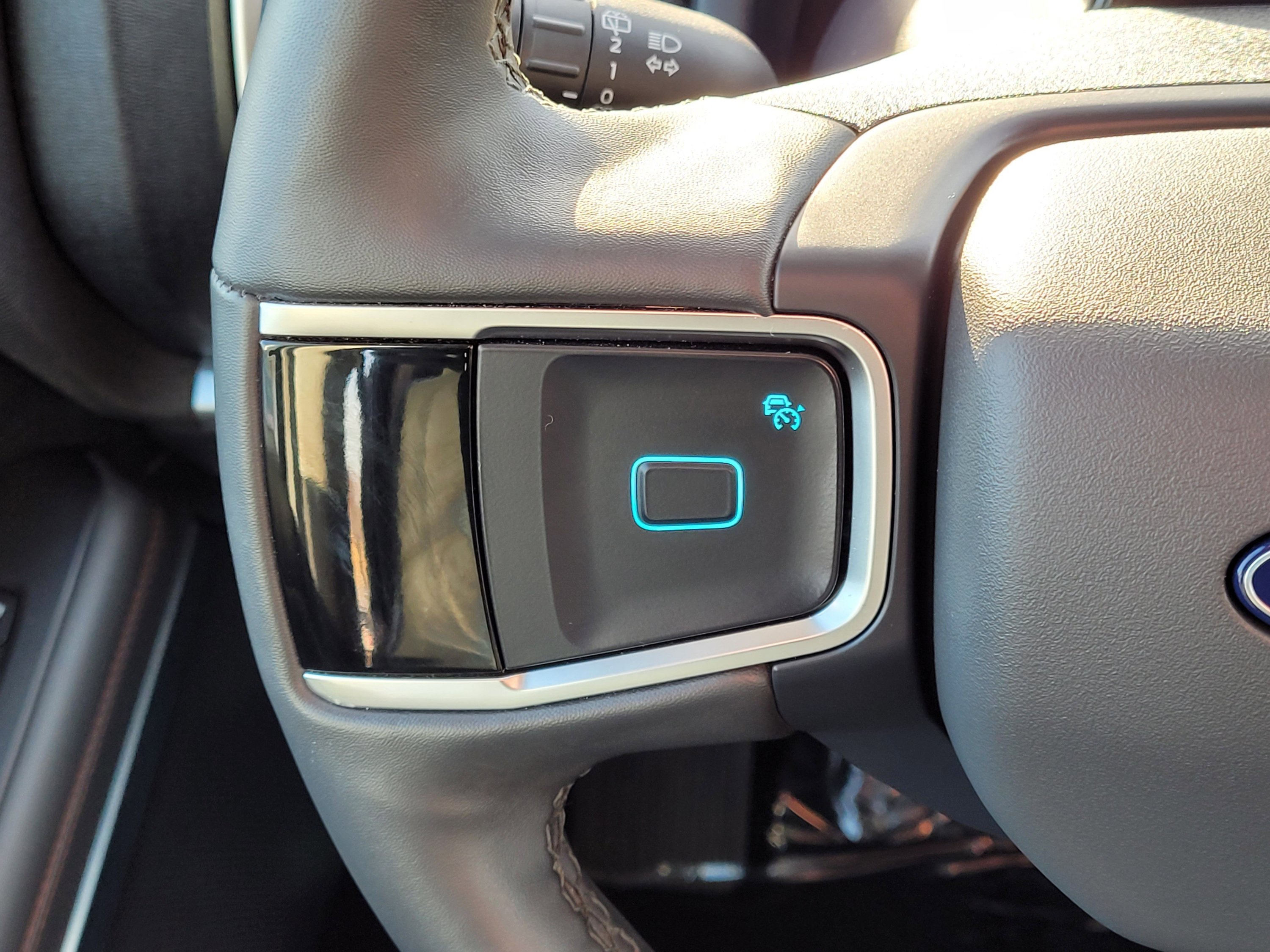Certified 2025 Ford Expedition Active AWD/4WD image 55