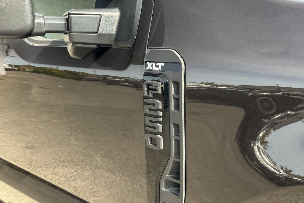 Certified 2024 Ford F250 XLT w/ Black Appearance Package AWD/4WD image 11