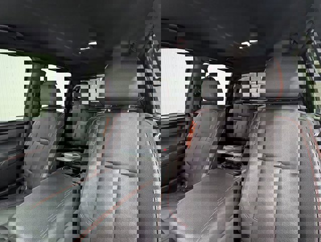 Used 2022 Nissan Titan PRO-4X w/ Pro-4x Convenience Package image 9