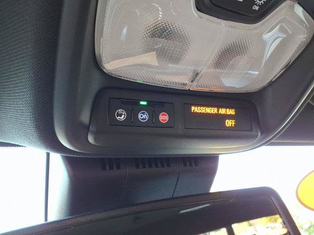 Used 2024 GMC Canyon AT4 AWD/4WD image 27