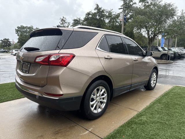 Used 2019 Chevrolet Equinox LT w/ Sun & Navigation Package FWD image 2