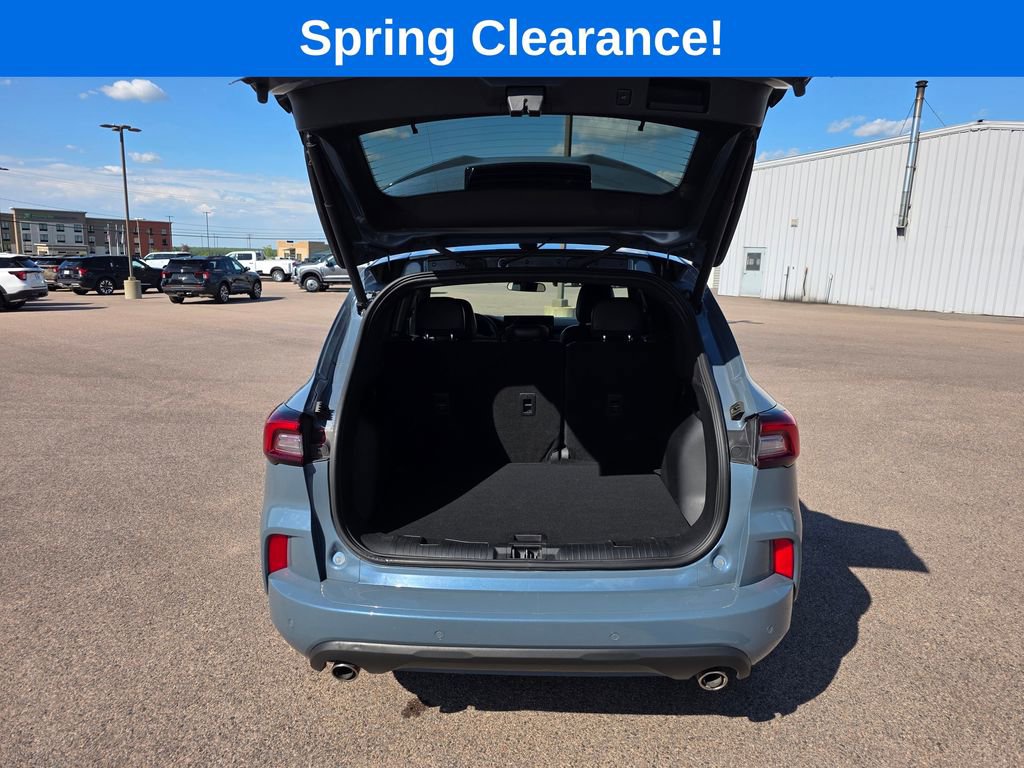 Certified 2024 Ford Escape ST-Line w/ Tech Pack #1 AWD/4WD image 17