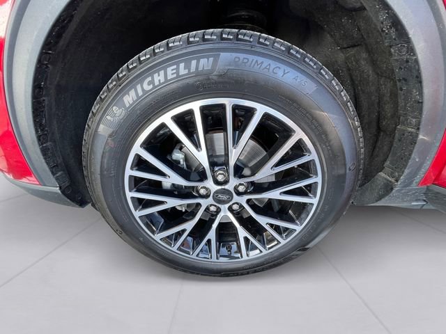 Certified 2025 Ford Escape SE w/ PHEV Premium Package image 9