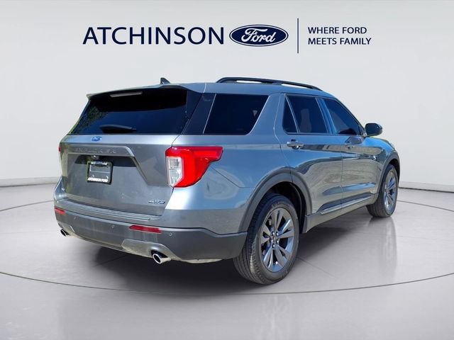 Certified 2023 Ford Explorer XLT w/ Equipment Group 202A AWD/4WD image 5
