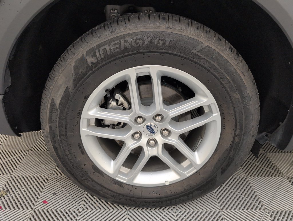 Certified 2026 Ford Explorer Active RWD image 14