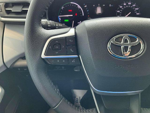 Used 2025 Toyota Sienna XLE FWD image 12