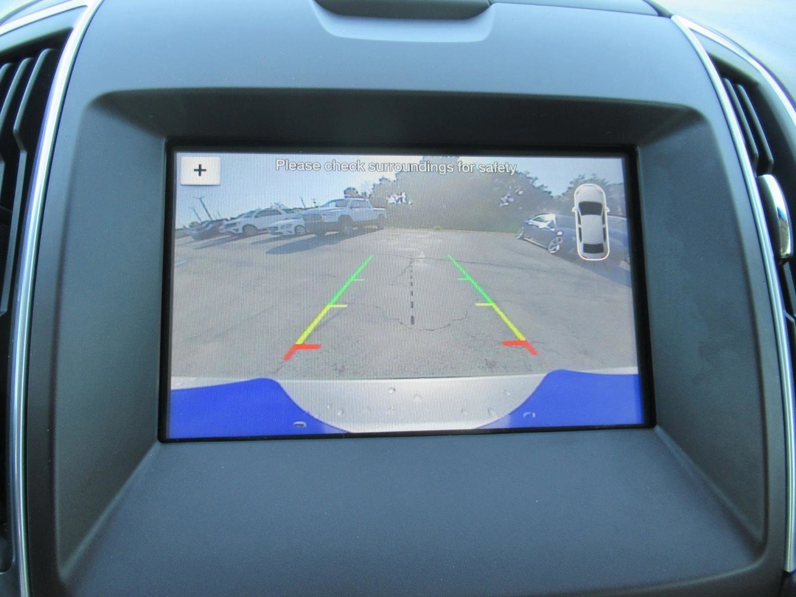 Certified 2017 Ford Edge Titanium w/ Equipment Group 301A image 29