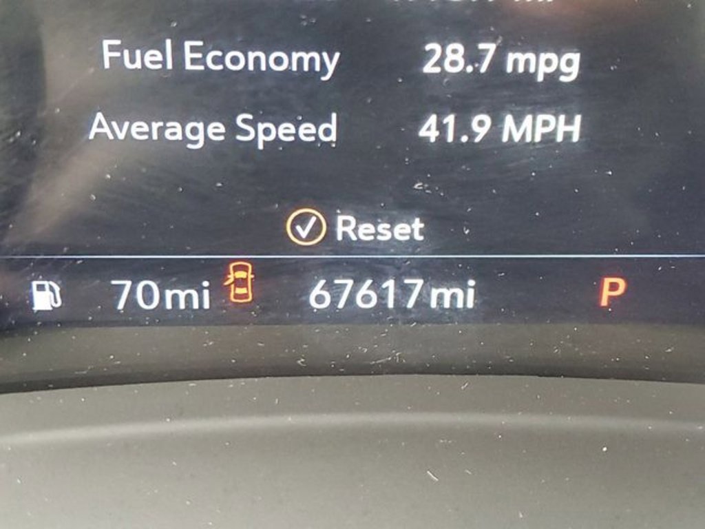 Used 2023 Buick Envision Essence image 56