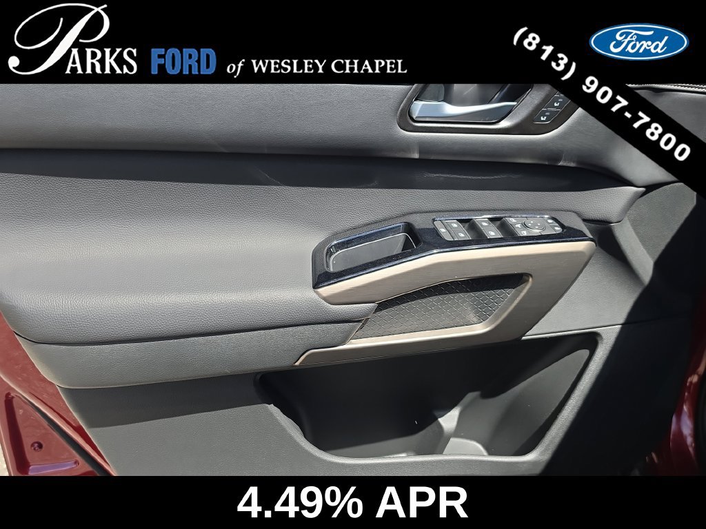 Used 2025 Nissan Pathfinder Platinum FWD image 18