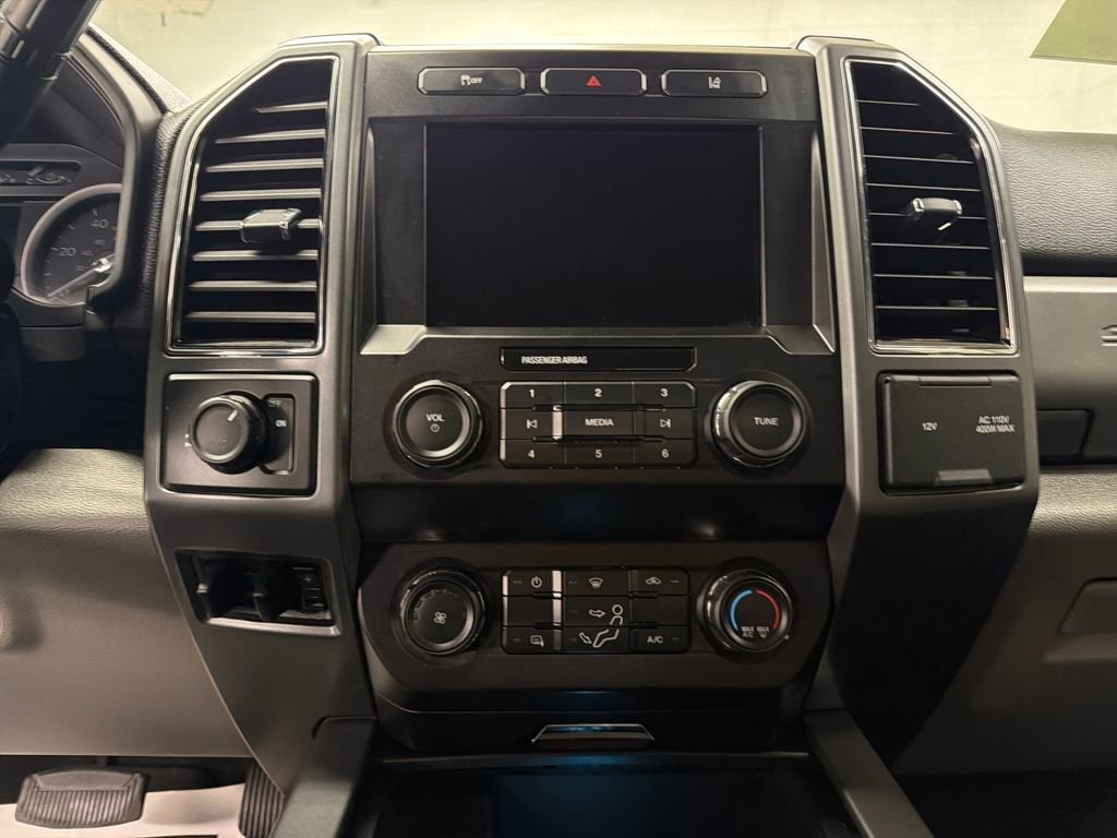 Certified 2020 Ford F250 XLT w/ XLT Value Package image 22