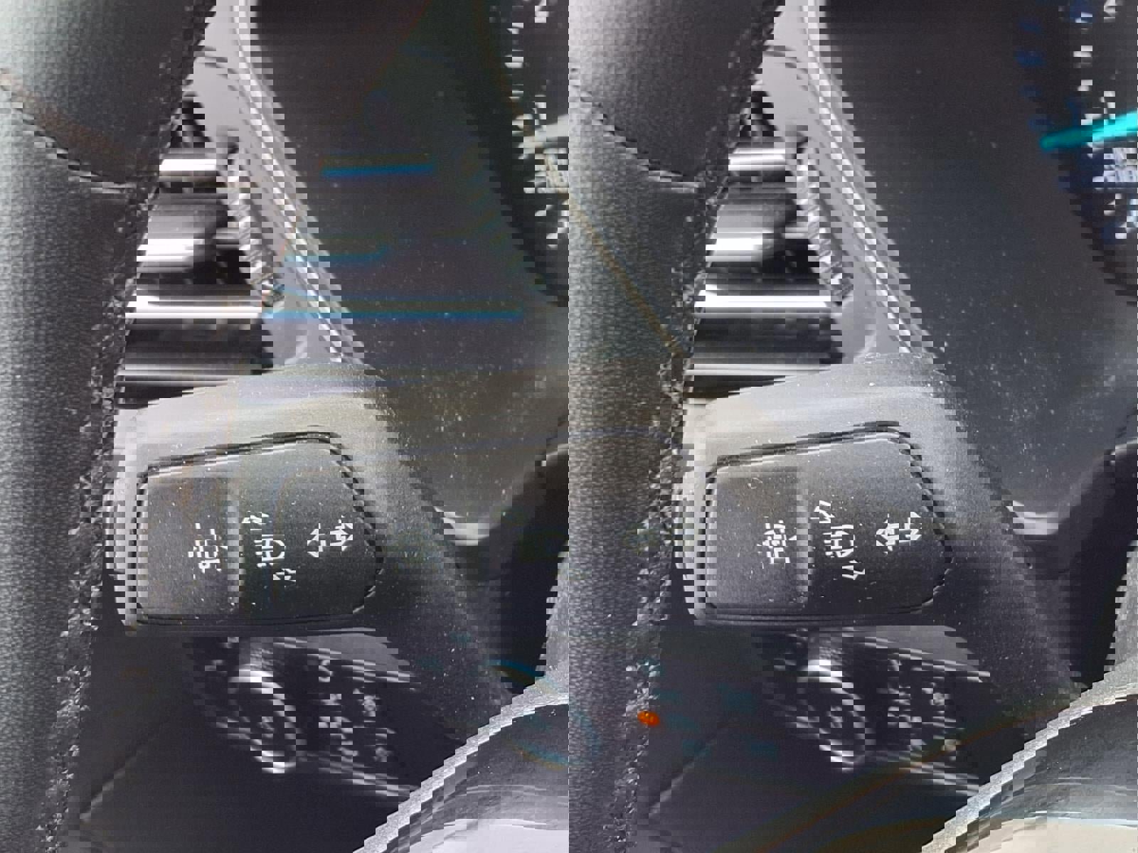 Certified 2022 Ford Escape SEL image 17