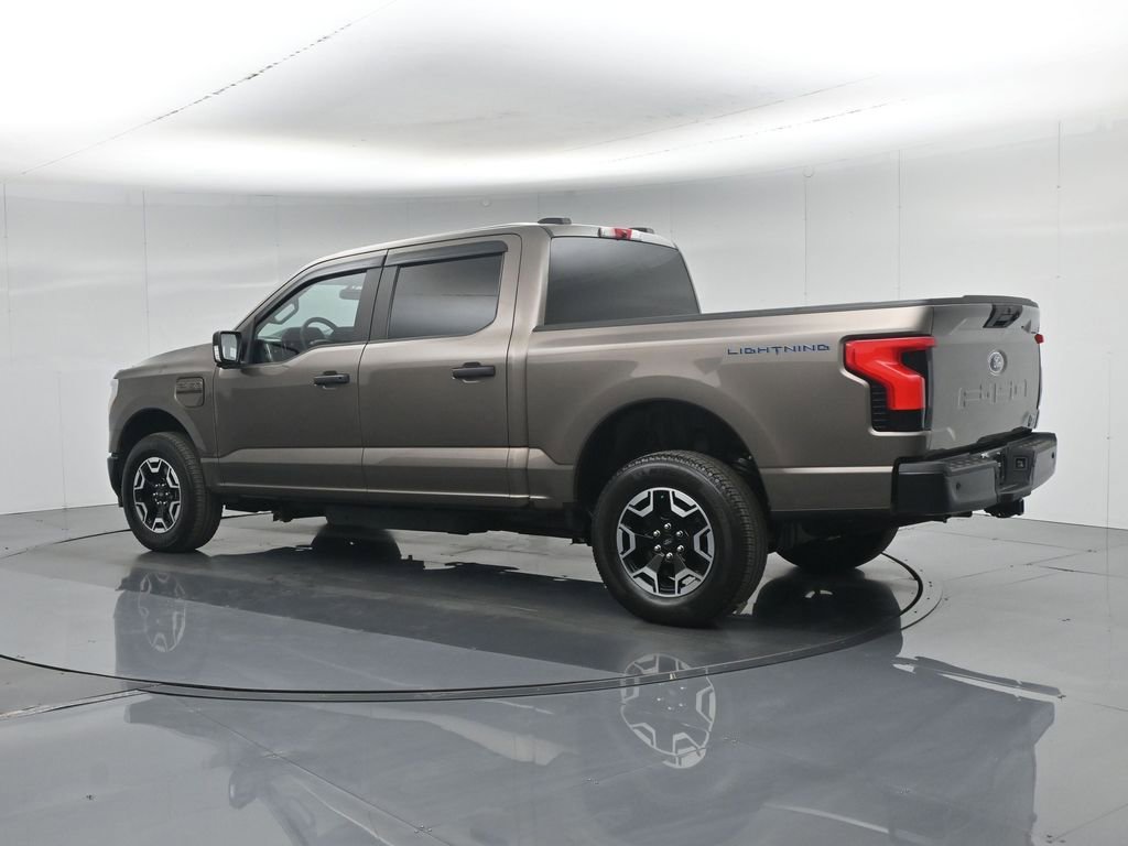 Certified 2023 Ford F150 Lightning Pro w/ Tow Technology Package AWD/4WD image 7