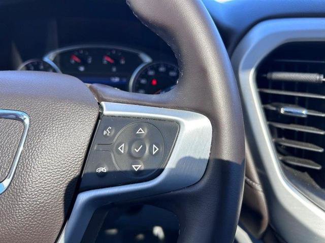 Used 2023 GMC Acadia SLT w/ LPO, Floor Liner Package image 17