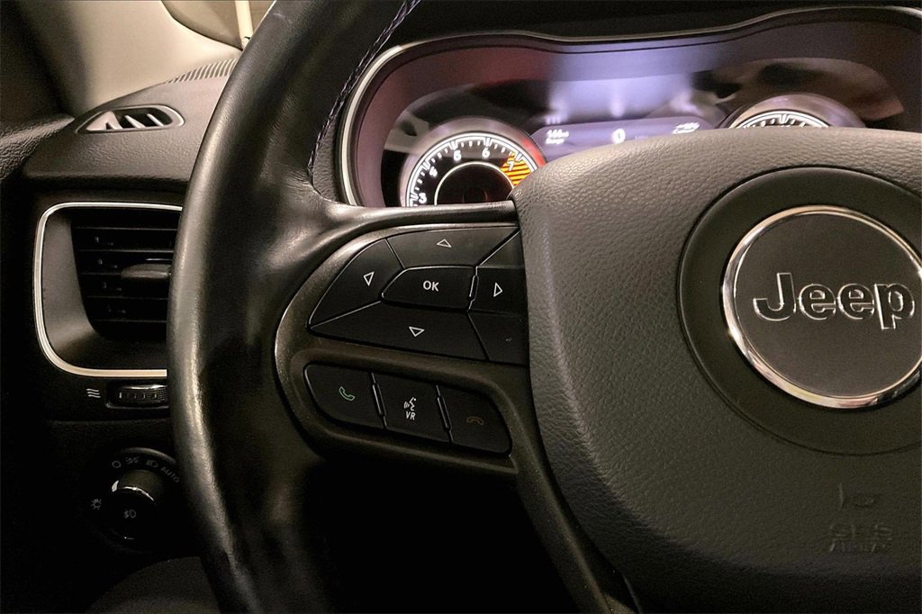 Used 2021 Jeep Cherokee Trailhawk w/ Trailer Tow Group image 17