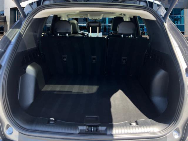 Certified 2023 Ford Escape Platinum w/ Premium Technology Package AWD/4WD image 18