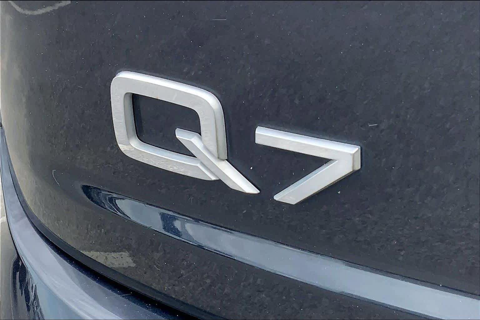 Used 2017 Audi Q7 3.0T Prestige AWD/4WD image 31