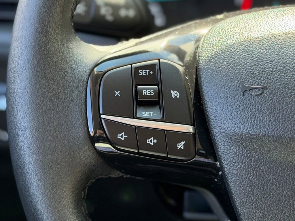Certified 2022 Ford Escape SE w/ Convenience Package AWD/4WD image 12