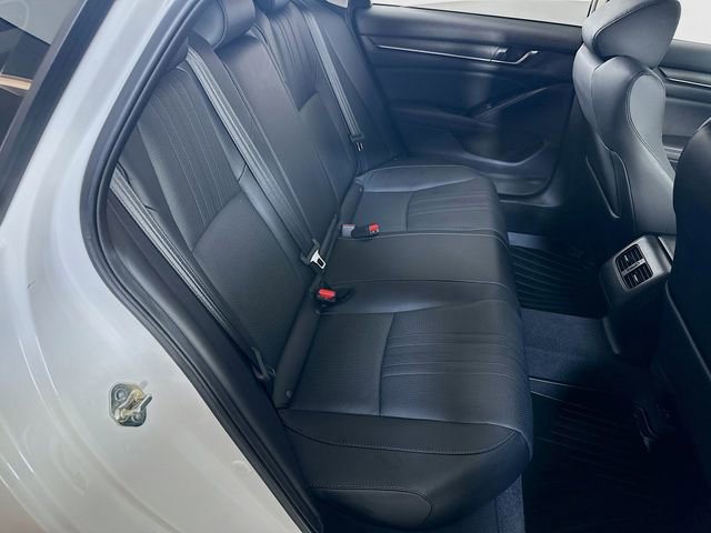 Used 2020 Honda Accord Touring image 14