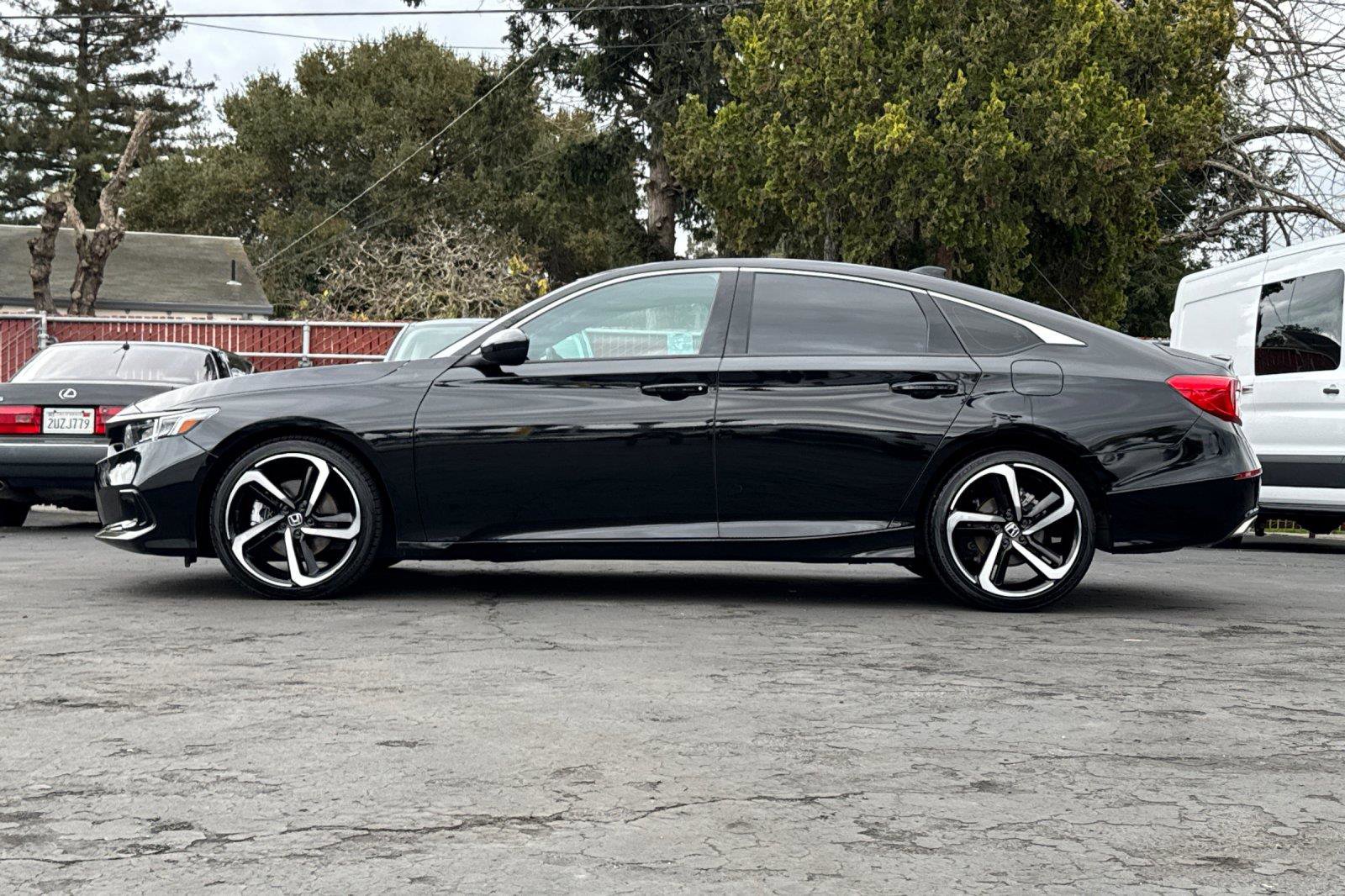 Used 2022 Honda Accord Sport image 28