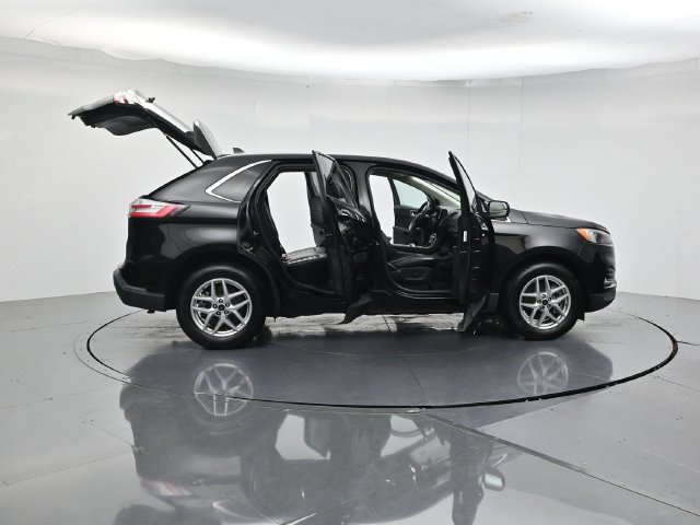 Certified 2024 Ford Edge SEL AWD/4WD image 48