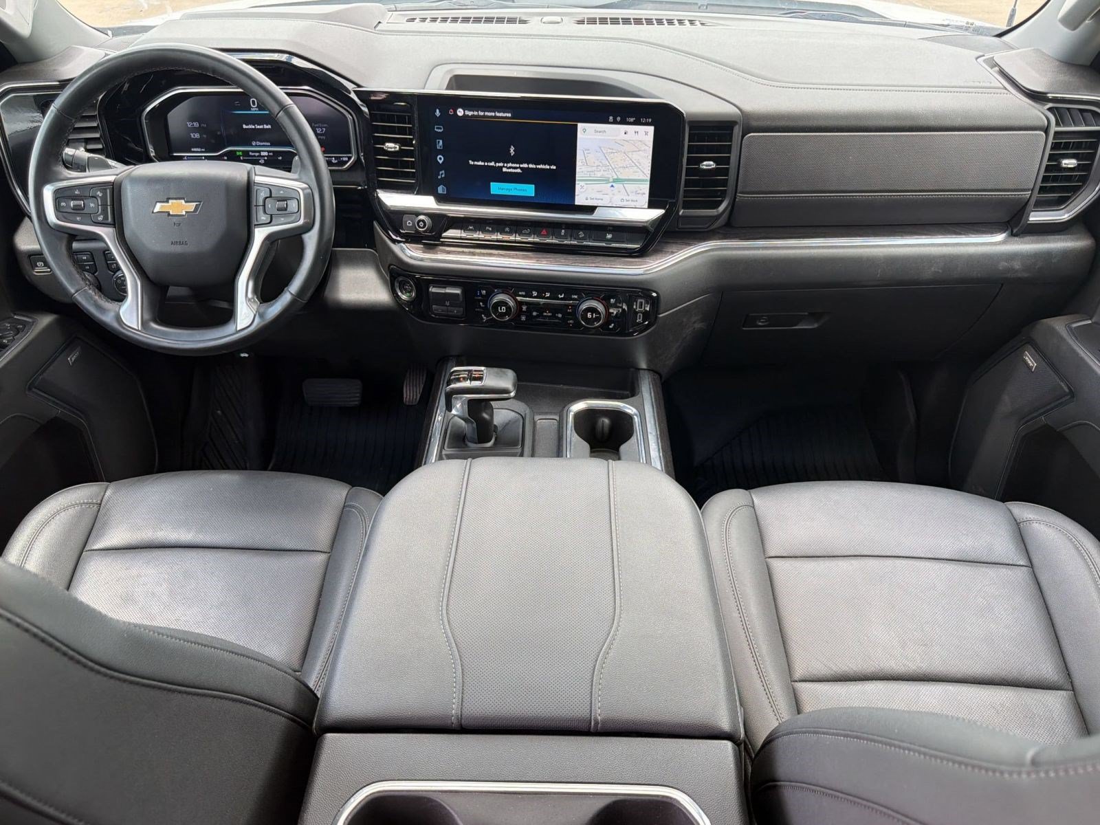 Used 2025 Chevrolet Silverado 1500 LTZ AWD/4WD image 15