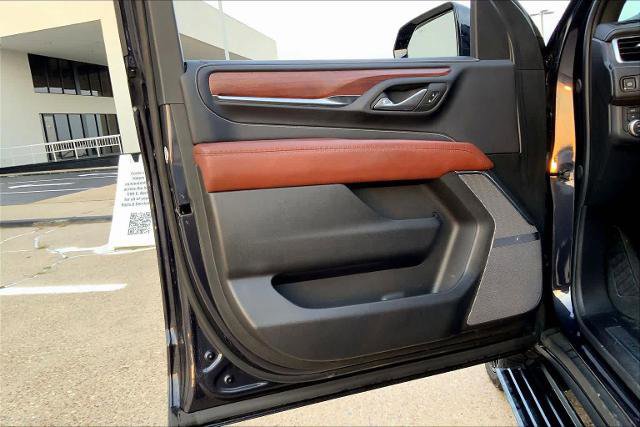 Used 2024 GMC Yukon Denali Ultimate image 21