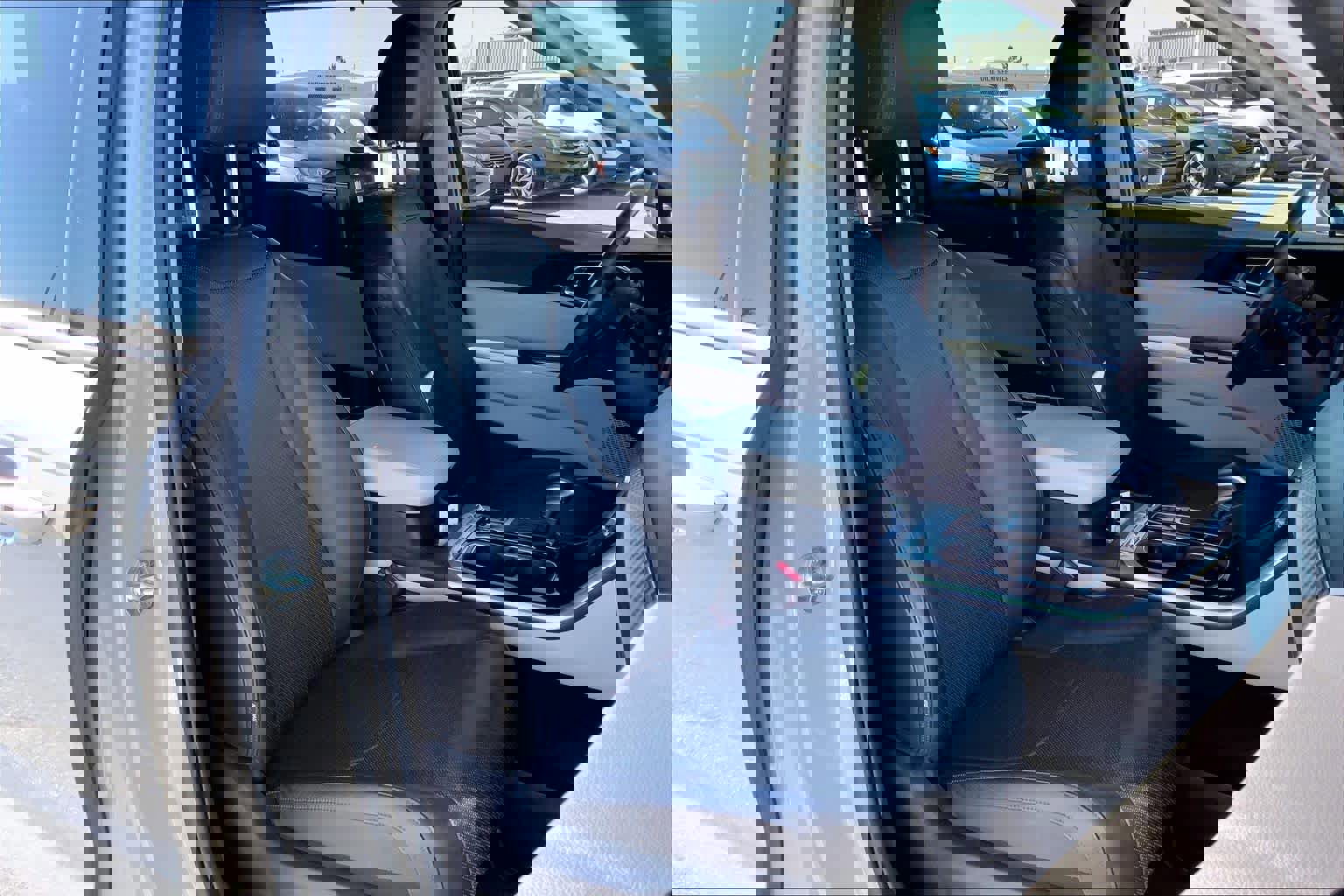 Used 2022 Kia Carnival SX Prestige image 10