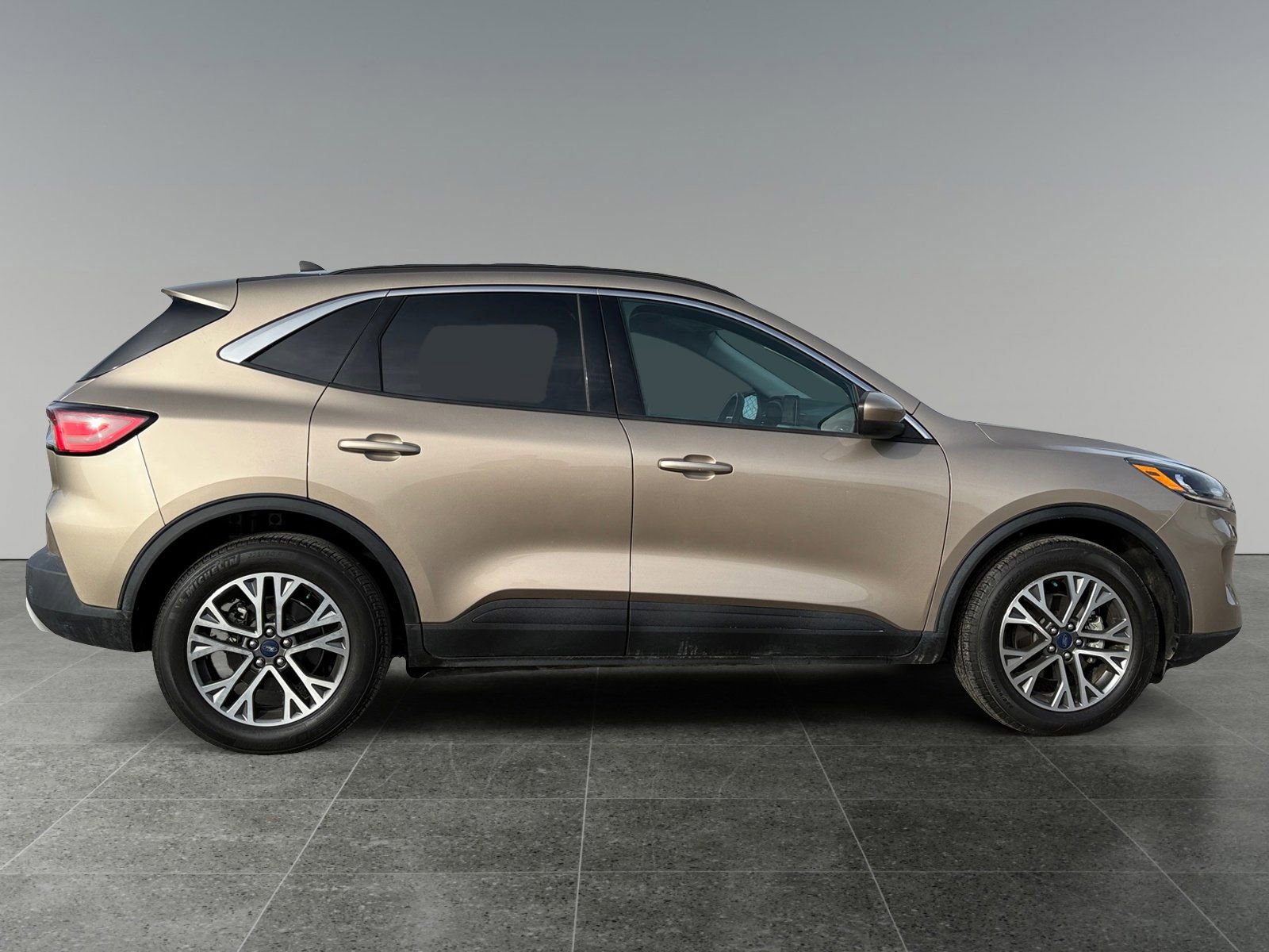 Certified 2021 Ford Escape SEL image 2