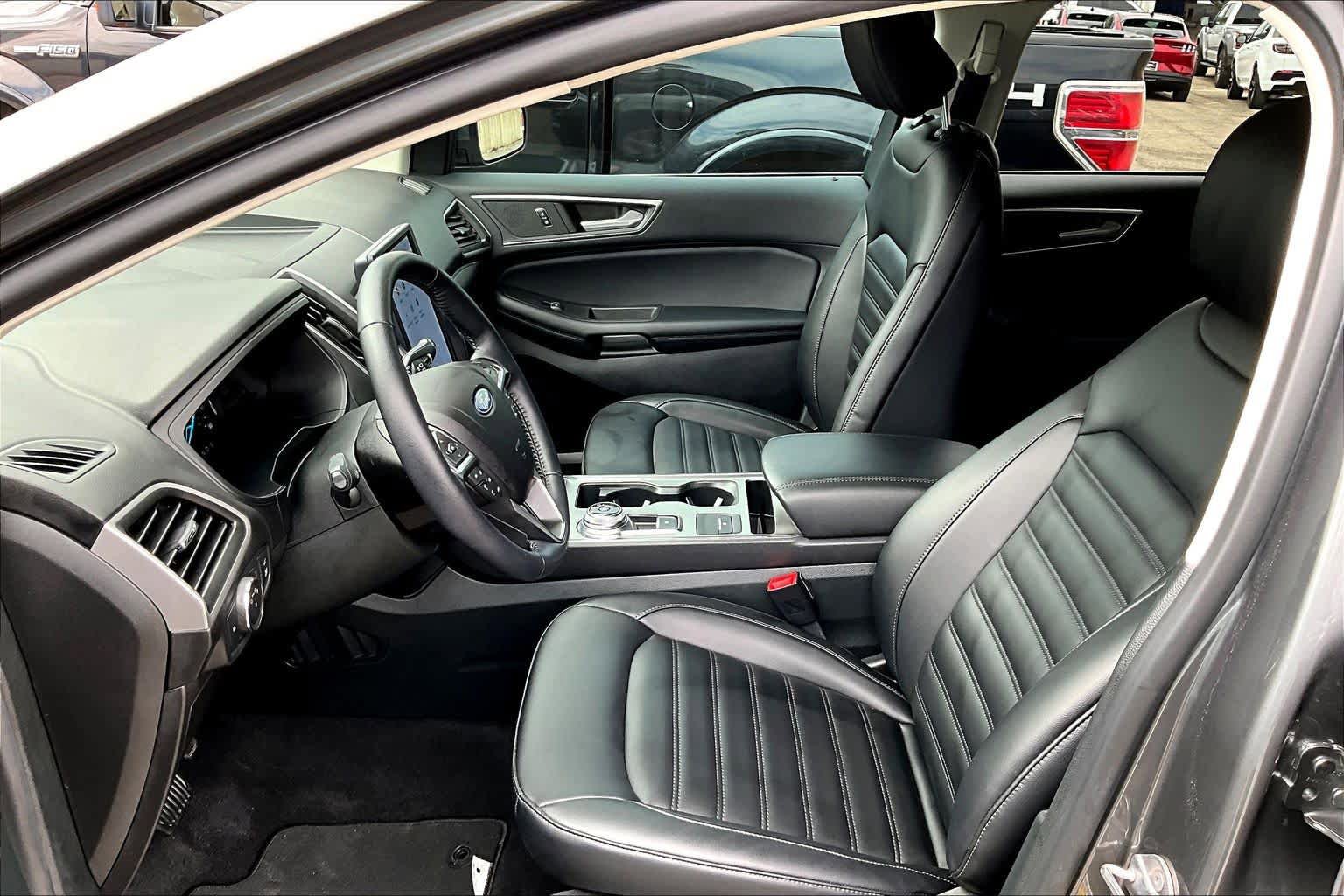 Certified 2022 Ford Edge SEL w/ Convenience Package AWD/4WD image 8